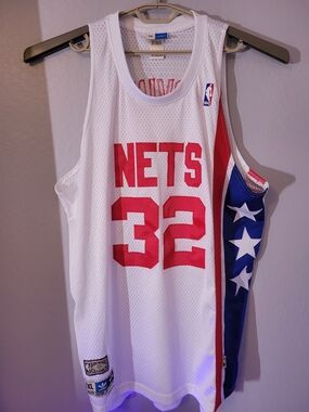 Addias Hardwood Classic Julius Erving #32 New York Nets jersey. Size 2 XLT Tall